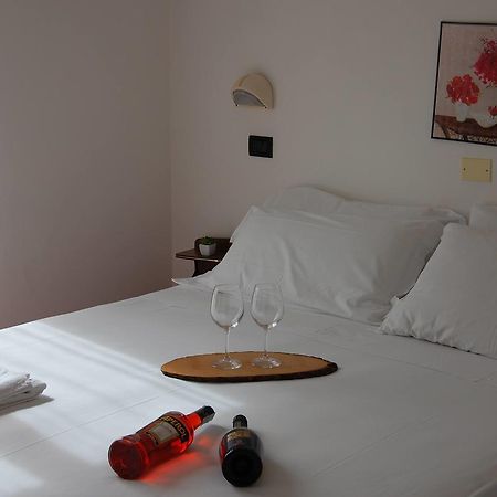 Hotel Flores Riccione Exterior photo